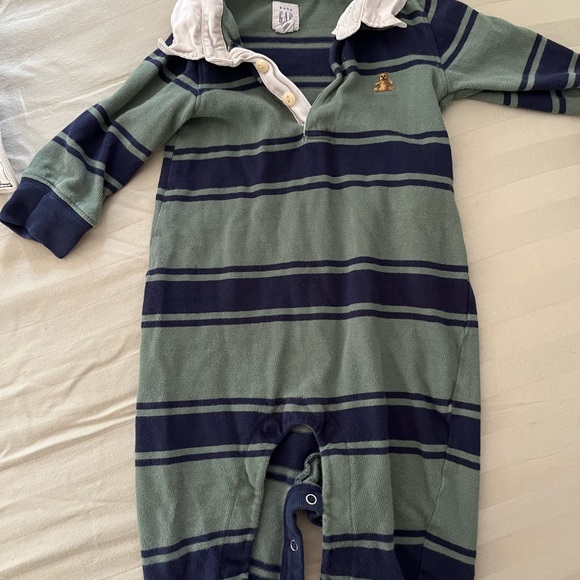 Baby Gap Boys Striped Onesie - Picture 2 of 2